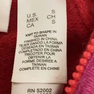 Liz Claiborne Collection‎ Red with Embroidered Snowflakes Wool thumbnail 6