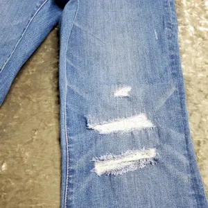 Madewell‎ Cali Demi-Boot Distressed Jeans thumbnail 3