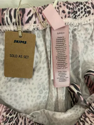 Skims Sleep Short Sleeve Button Up Top & Shorts Pink Animal Print Pajama Set S thumbnail 4