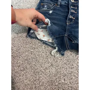 American Eagle Ne(x)t Level Stretch Distressed Denim Shorts Dark Wash 00 thumbnail 6