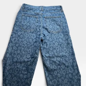 Good American Good Waist Palazzo Crop Floral Denim Wide Leg Jeans Blue 10/30 thumbnail 8