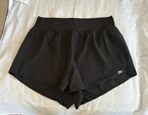 Fabletics Shorts thumbnail 1
