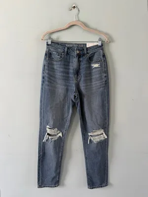 NWT American Eagle Mom Jeans Strigid Comfort Stretch‎ Waistband Ripped Denim thumbnail 2
