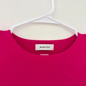 Aritzia Babaton Contour Crew Ribcage T-shirt thumbnail 3