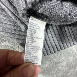 Y2K American Eagle V Neck Fitted Cable Knit Sweater Women Medium Gray Preppy thumbnail 7