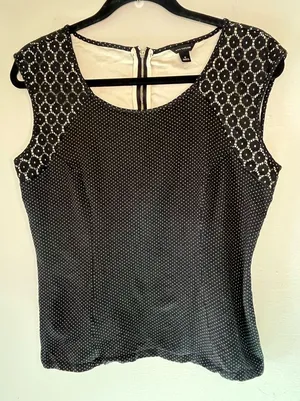 Whimsigoth Mixed Media Ann Taylor Polka Dot Sleeveless Blouse Women’s Size Small thumbnail 1
