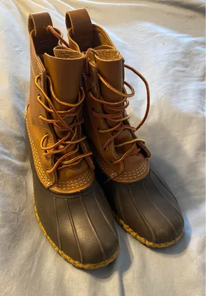 Women's 7M Bean Boots L.L.Bean Maine USA Rain Waterproof Duck Lace-Up Navy Tan thumbnail 1