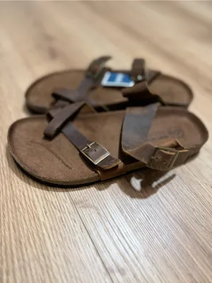 WHITE MOUNTAIN Gracie Leather Footbed Sandals Brown Toe Loop Buckle Sz 7 NWT thumbnail 3