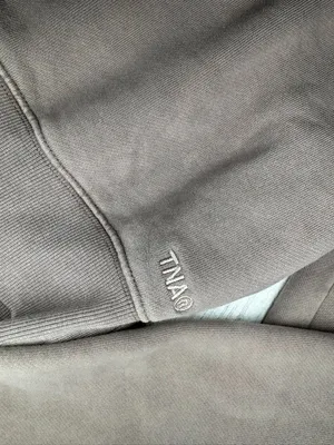 Aritzia TNA Perfect fleece Cropped Sweatshirt thumbnail 3