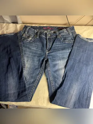 Rock & Republic Dark Blue Denim Jeans with Pink Embroidery thumbnail 8