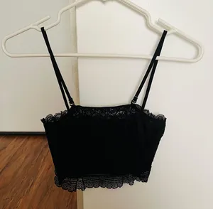 Black Lace Crop Top With Removable Straps thumbnail 2