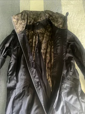 Lululemon fully waterproof rain jacket sz 4 with hidden hood thumbnail 1