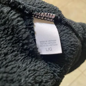 Victoria's Secret Women's Black Plush Hooded with Belt & Embroidered VS Logo M/L thumbnail 8