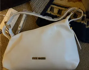 NWT Steve Madden bone /ivory purse made‎ of polyurethane thumbnail 1