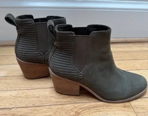 Toms Olive Green Suede Ankle Booties with Stacked Heel, size 8.5 thumbnail 1