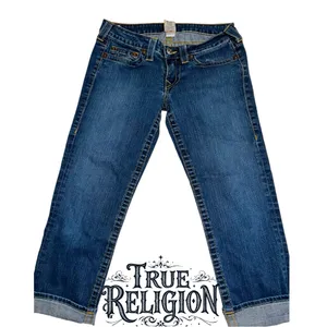 True religion Women's Blue Jean capris. New thumbnail 7
