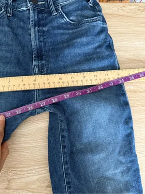 Mother 24 Hustler Ankle Fray Wish On A Star Dark Wash Cut Off thumbnail 9
