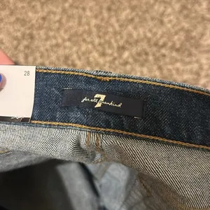 NWT 7 For All Mankind Edie Jeans Blue Size 28 thumbnail 4
