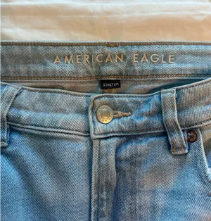 American Eagle Mom Straight Jean thumbnail 6