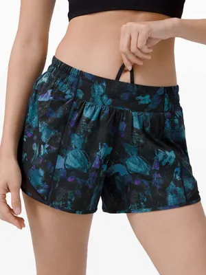 Lululemon Hotty Hot Short II Size 4 Floral Shift Blue Multi / Black thumbnail 1