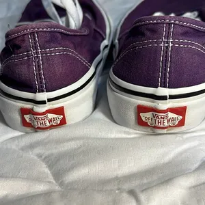Vans off the wall Purple Shoes Size 5 Men. 6.5 Women thumbnail 5