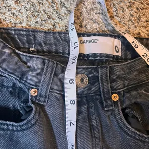 Garage Black Acid Wash High Waisted Mom Jeans Size‎ 0 Denim Pants thumbnail 4