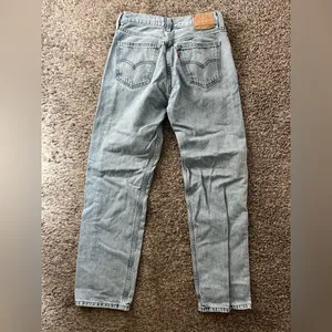 Mid wash denim Levi’s low pros straight jeans thumbnail 8
