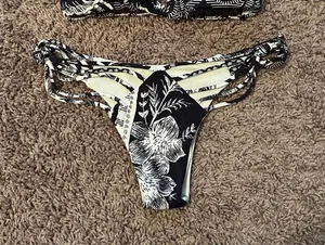 San Lorenzo ‼️ Palm Leaf Bikini‼️ thumbnail 1