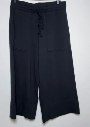 Quince Women SuperSoft Fleece Wide Leg Pants M Black Cropped Casual Pull‎ On thumbnail 1