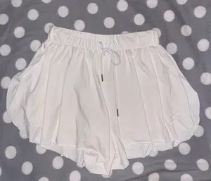 🤍 FLOWY WHITE SHORTS 🤍 thumbnail 1