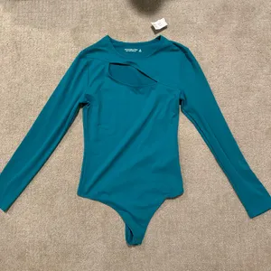 abercrombie & fitch bodysuit - soft AF collection thumbnail 1