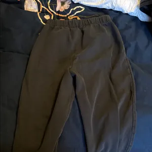 Brandy Melville Black Sweatpants with Pink 'New York' Logo thumbnail 3