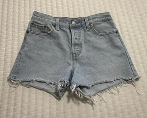 Levi’s Wedge Short Blue Denim High Rise Shorts 26 Waist Raw Hem Distressed thumbnail 1