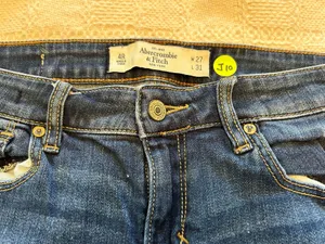 Abercrombie & Fitch Super Skinny Low rise Jeans Size 4R thumbnail 2
