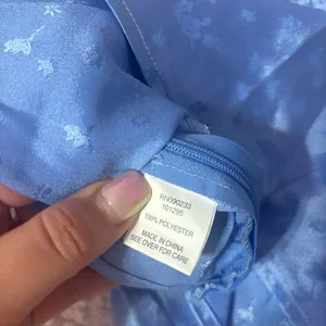 LA Hearts Pacsun satin floral print blue crop top with tie front thumbnail 4