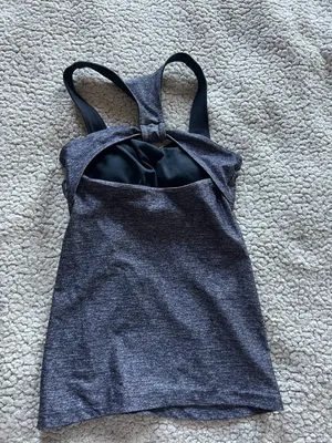 Old Navy Tank thumbnail 2