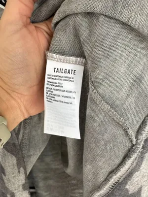 Tailgate Brooklyn Nets Soft Gray Camo Hooded Sweater Size S thumbnail 4