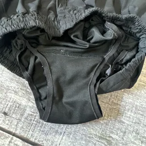 Lululemon Black Camo Hotty Hot Shorts Size 4 thumbnail 6