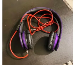 Beats by Dre purple solo HD headphones ear buds thumbnail 2