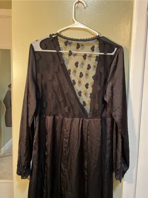Women’s Size Medium Satin Kimono Robe Black Heart Lace Mesh Trim Dressing Gown thumbnail 9
