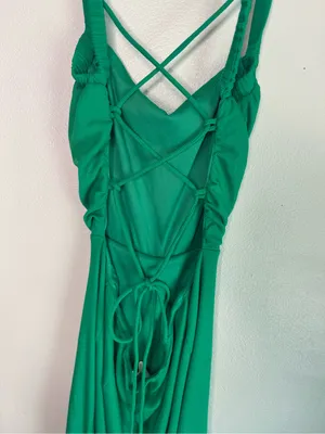 NWT Selfie Leslie Green Square-Neck Ribbed Midi Dress with Side Slit thumbnail 8