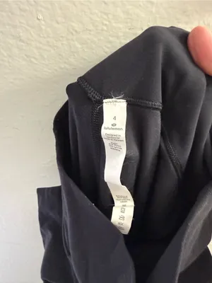 Lululemon High Rise Align Jogger Size 4 Athletic Yoga Hiking Pilates Pickleball thumbnail 6
