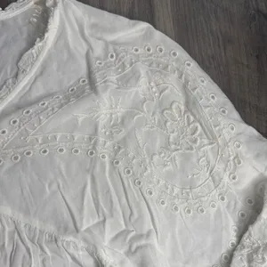 Black Tape 90’s White Eyelet Blouse Size L thumbnail 3