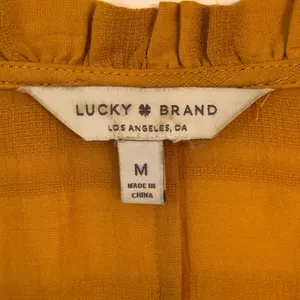 Lucky Brand Loose Fit Ruffle Edge Top Blouse M Long Sleeve thumbnail 2