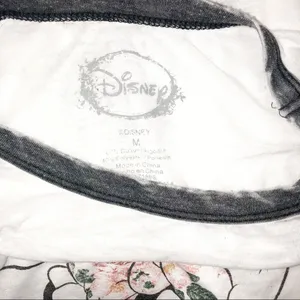 Disney medium Minnie Burnout T-shirt w/side slits thumbnail 5