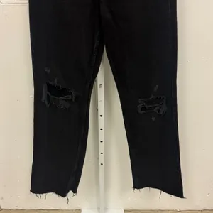 Zara Women's High Rise Straight Leg Distressed Jeans‎ Raw Hem Sz 4 6688/027/800 thumbnail 5