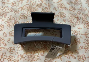 Boutique Hair Clip thumbnail 1