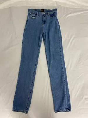 Urban Outfitters BDG Girlfriend High Rise Jeans thumbnail 4