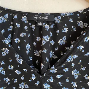 Madewell Silk Cinch-Sleeve Top in Baby's Breath True Black thumbnail 7