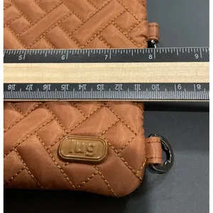 LUG‎ Peekaboo Pouch Wristlet Wallet RFID Burnt Orange Copper Travel Vacation thumbnail 4
